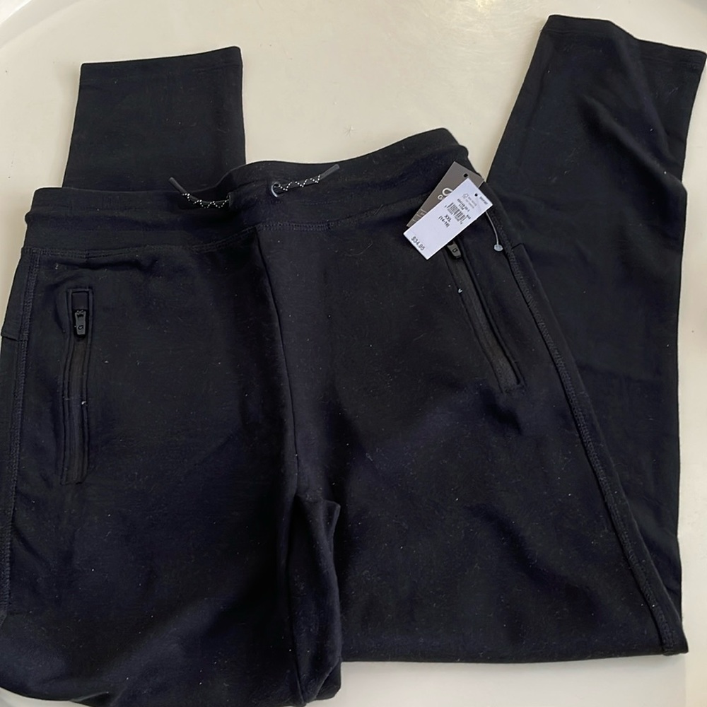 Black Gap pants so 14-16 XXL